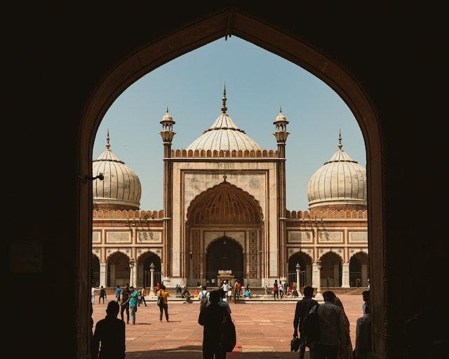 Serene Sanctuaries: Discovering the Top Mosques in the World